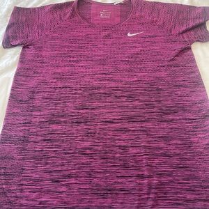Nike shirt size XL